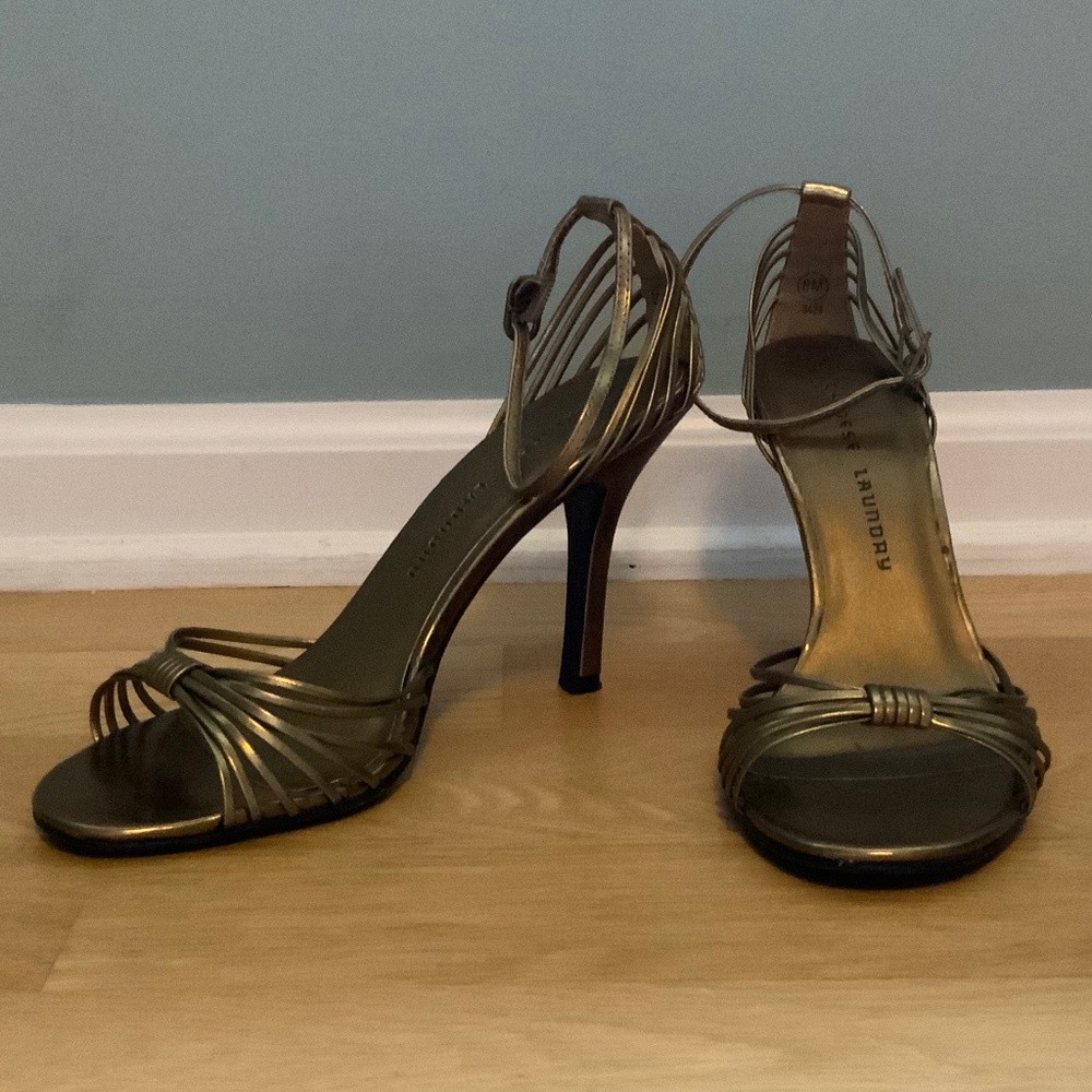 Chinese Laundry, heels, gold, size 8